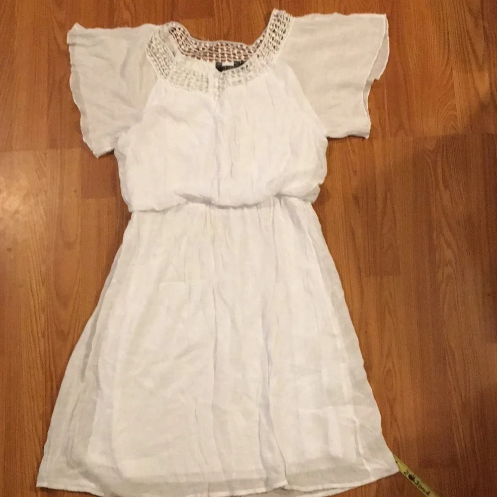 Mlle Gabrielle White Dress size large (K)